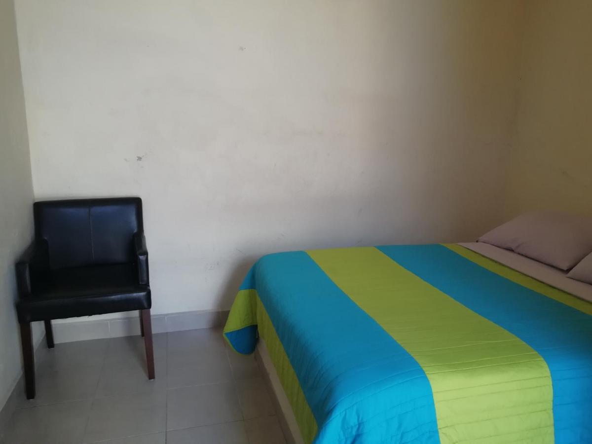 קרטרו Hotel Cuauhtemoc מראה חיצוני תמונה