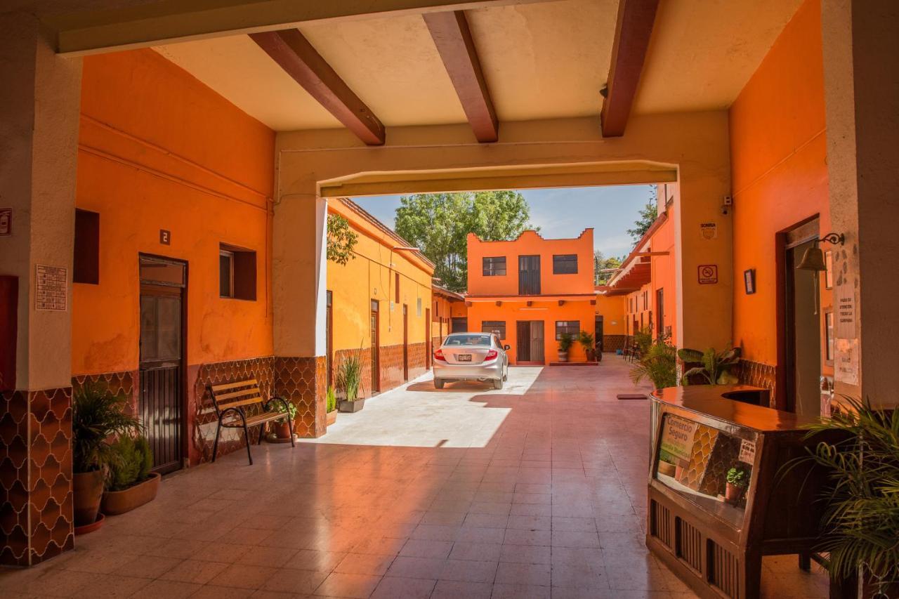 קרטרו Hotel Cuauhtemoc מראה חיצוני תמונה