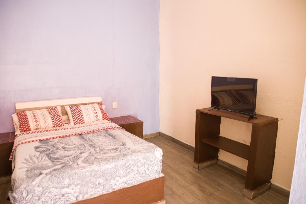 קרטרו Hotel Cuauhtemoc מראה חיצוני תמונה